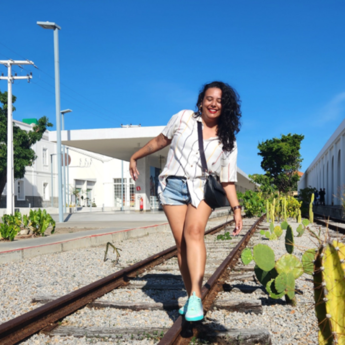 Há alguns anos, Fortaleza se tornou um dos destinos turísticos mais procurados pelos visitantes, que buscam aproveitar o sol constante e suas praias. Além dos seus atrativos e belezas naturais, a cidade vem criando cada vez mais espaços culturais, com programações tanto para os turistas quanto para o fortalezense, que ama também aproveitar para conhecer e curtir o melhor da capital.

Com uma programação gratuita e bastante diversificada, com inúmeros museus, parques e espaços ao ar livre, Fortaleza te convida a ter boas experiências e fugir dos destinos mais óbvios.