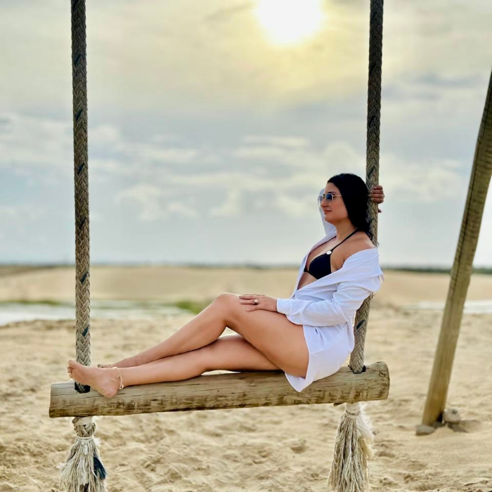 Na Vss Tours, cada roteiro é feito com carinho e atenção aos detalhes.Mais do que vender um passeio, a gente cria experiências personalizadas, pensadas para quem quer aproveitar o litoral cearense sem preocupação e com o conforto que só um atendimento humanizado oferece.Seja em casal, família ou grupo de amigos, tudo é planejado para combinar com o seu estilo:📍 Roteiros exclusivos📷 Paradas estratégicas para fotos🍽️ Dicas de onde comer e aproveitar (no nosso grupo vip do WhatsApp)🚙 Motoristas experientes e atenciosos👉 Escolha o passeio no app e viva um dia diferente, com o cuidado e o toque especial da Vss Tours - Valéria Sanches | Viagens e Turismo.