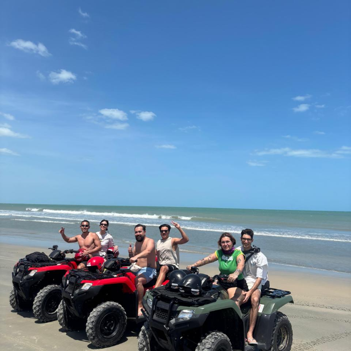 Conheça Jericoacoara por completo com a Jegue Alado 

Comprando o combo de 2 dias de experiencia nos passeios privativos de hillux 4x4  jardineira  para conhecer os litorais (Leste e Oeste)  com duração de 9 às 16h cada dia, clientes Duopass ganham o 3º dia de passeio para conhecer a nova rota Extremo Leste com visita ao Beira D`agua Beach e almoço no restaurante KOMAKI.

Uma oportunidade exclusiva para viver roteiros diferentes, descobrir paisagens únicas e aproveitar Jericoacoara de forma completa, com conforto, segurança e acompanhamento de quem atua na região desde 2013.

 Mais experiências, mais economia e memórias inesquecíveis em um só destino.