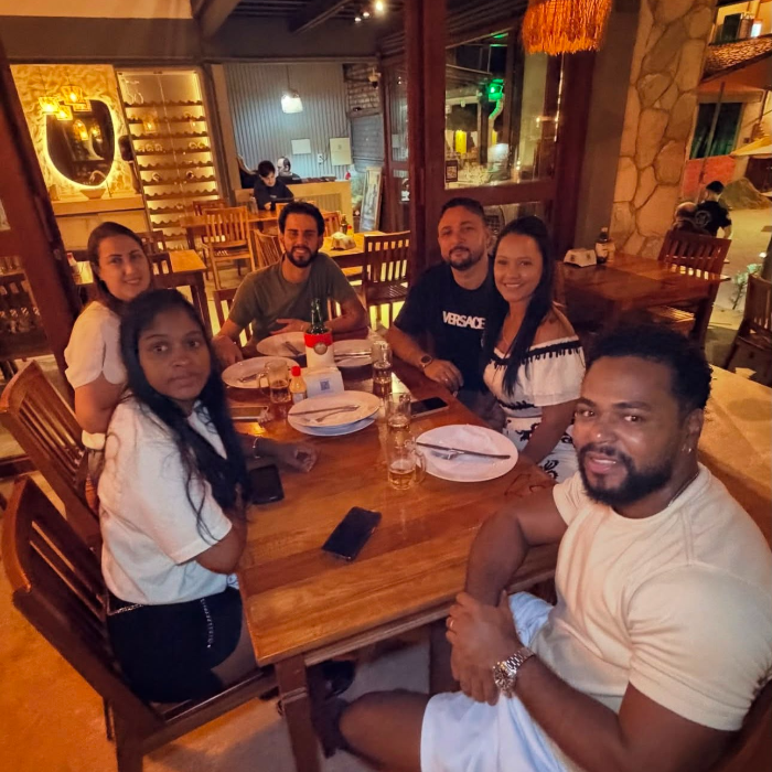 No Restaurante Sal da Praia o Welcome drink é bem regional, na compra de qualquer prato do cardápio, o clientes Duopass ganham com um famoso drink ¨ Canela de Jegue¨ com cachaça regional Jegue Daniel´s , que leva em sua composição laranja desidratada e canela com toque especial da casa